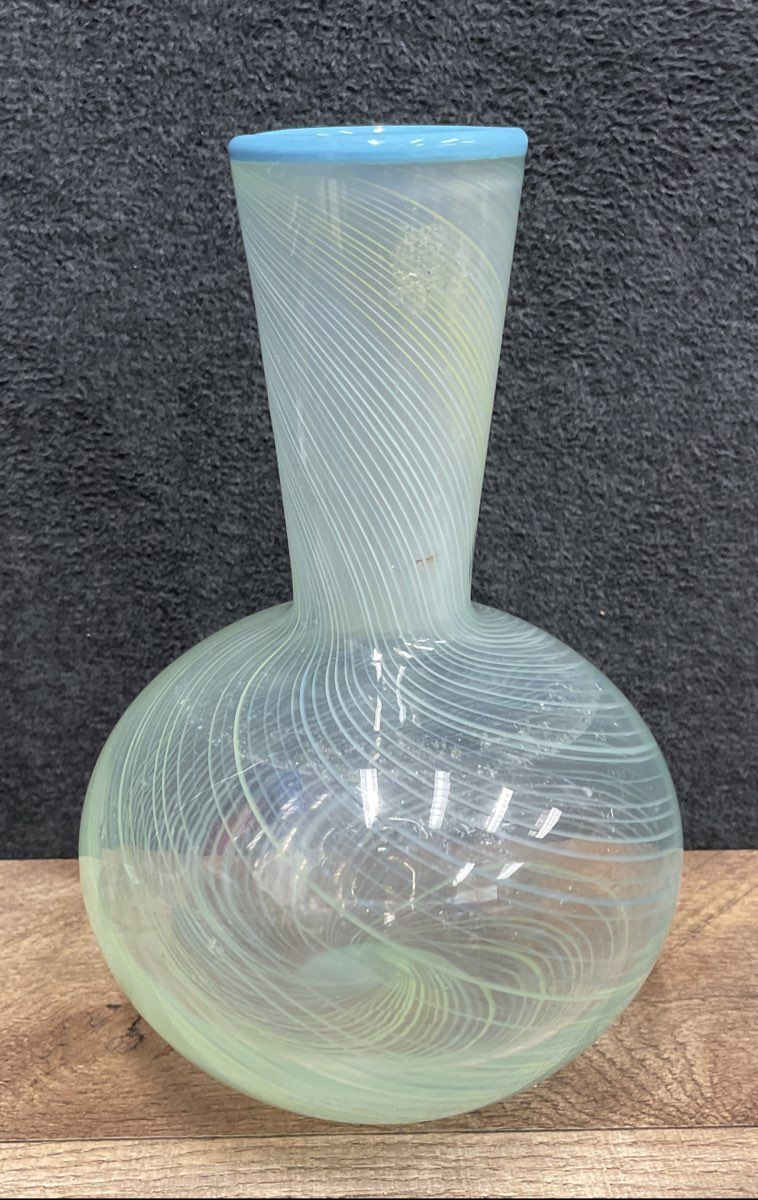 Art Glass Vase Spiral Swirl Pattern Light Blue Rim Bulbous Body 9" Vintage