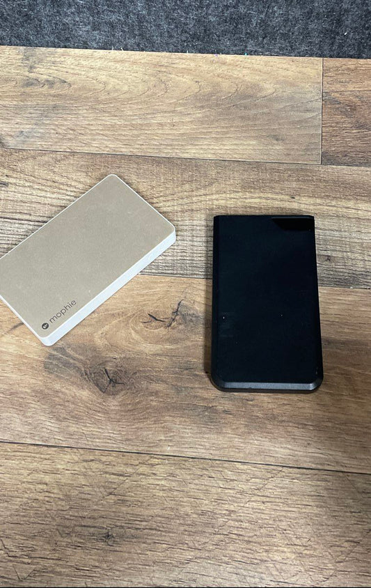 Power Bank Lot