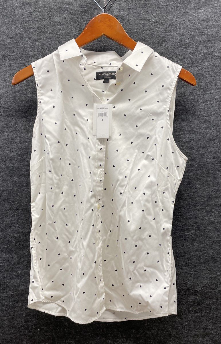 Banana Republic Factory Women's White Heart Print Sleeveless Blouse Sz 8 NWT