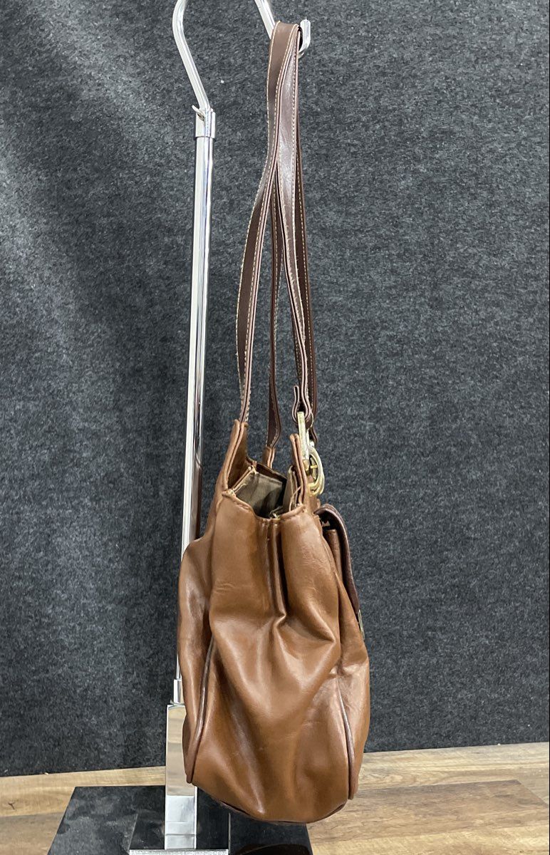 Capezio Brown Leather Vintage Shoulder Bag Gold Tone Hardware Purse