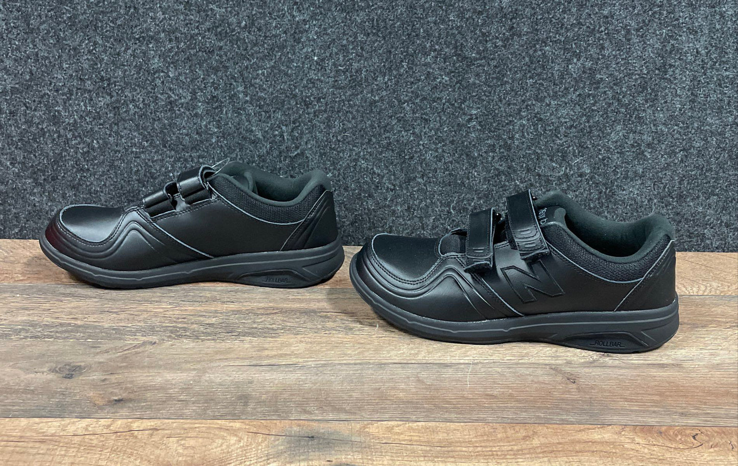 New Balance 813 Black Leather Velcro Walking Shoes Women's Size 9.5 D Wide
