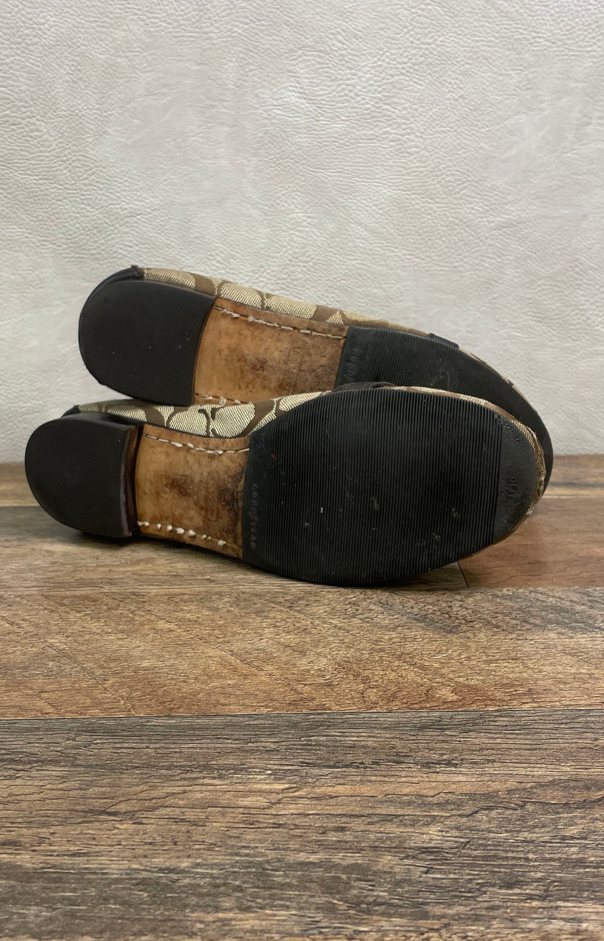 Coach Ella Signature C Khaki Brown Jacquard Loafers Moccasin Flats Size 7.5 B