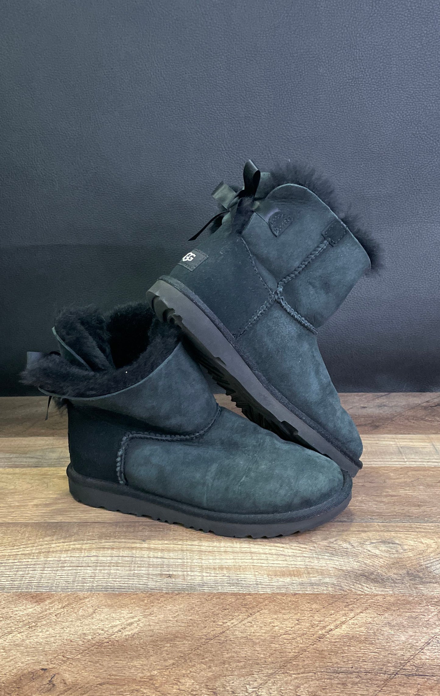 UGG Mini Bailey Bow II Black Suede Sheepskin Boots Kids Youth Size 4