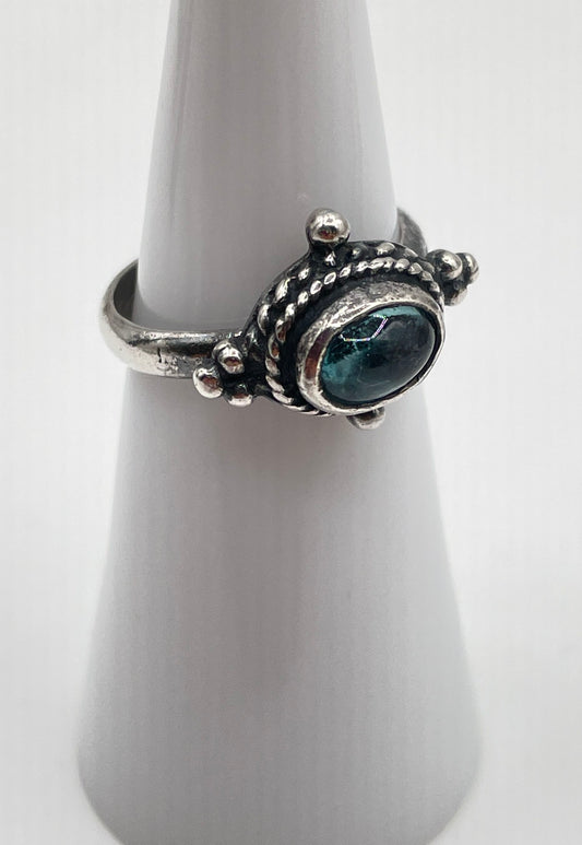 925 Sterling Silver Glass Dark Teal Stone Beaded Ring 3.4g