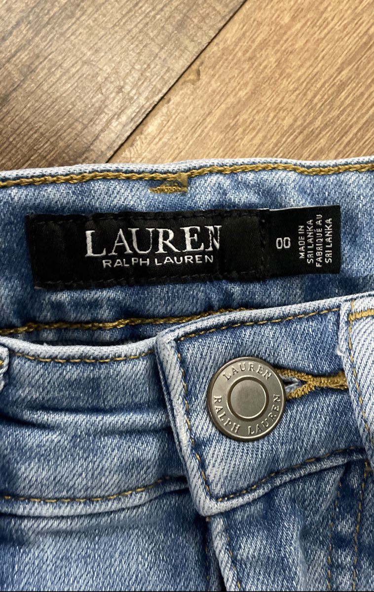 Ralph Lauren Women's Light Blue Stretch Straight Leg Jeans Size 0