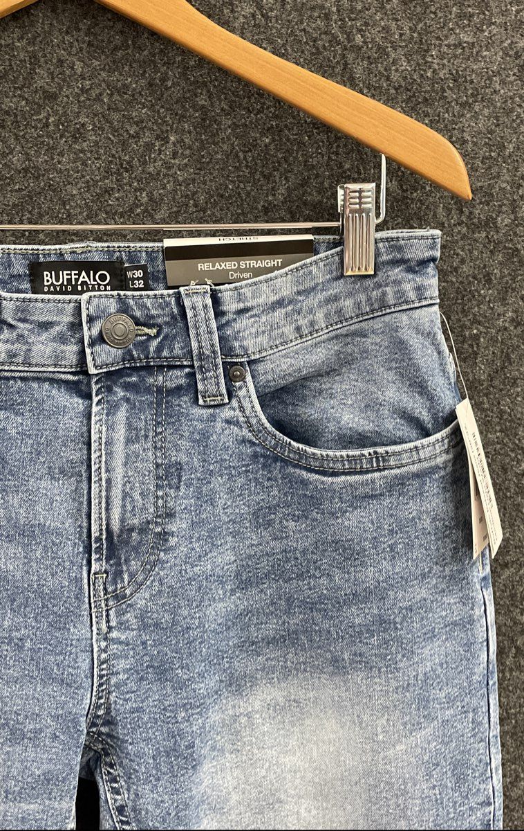 Buffalo David Bitton Men's Driven Relaxed Straight Jeans Blasted NWT Sz 30x32