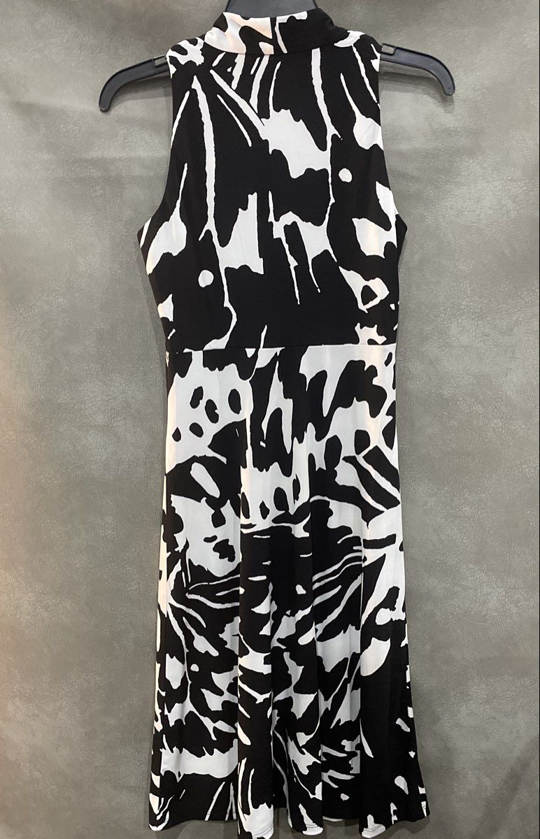 White House Black Market Women's Black White Abstract Twist Sheath Dress Sz 2P