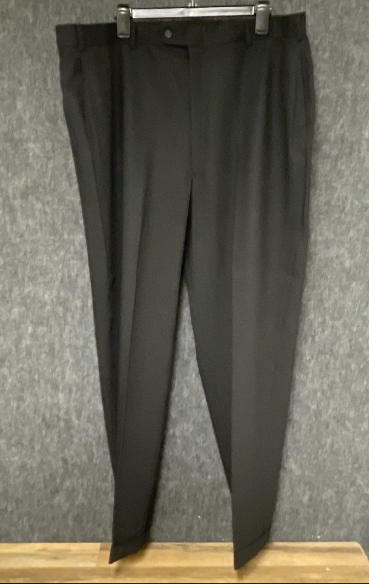 Jos. A. Bank Men's Black 100% Wool Business Express Two Piece Suit 46 Long