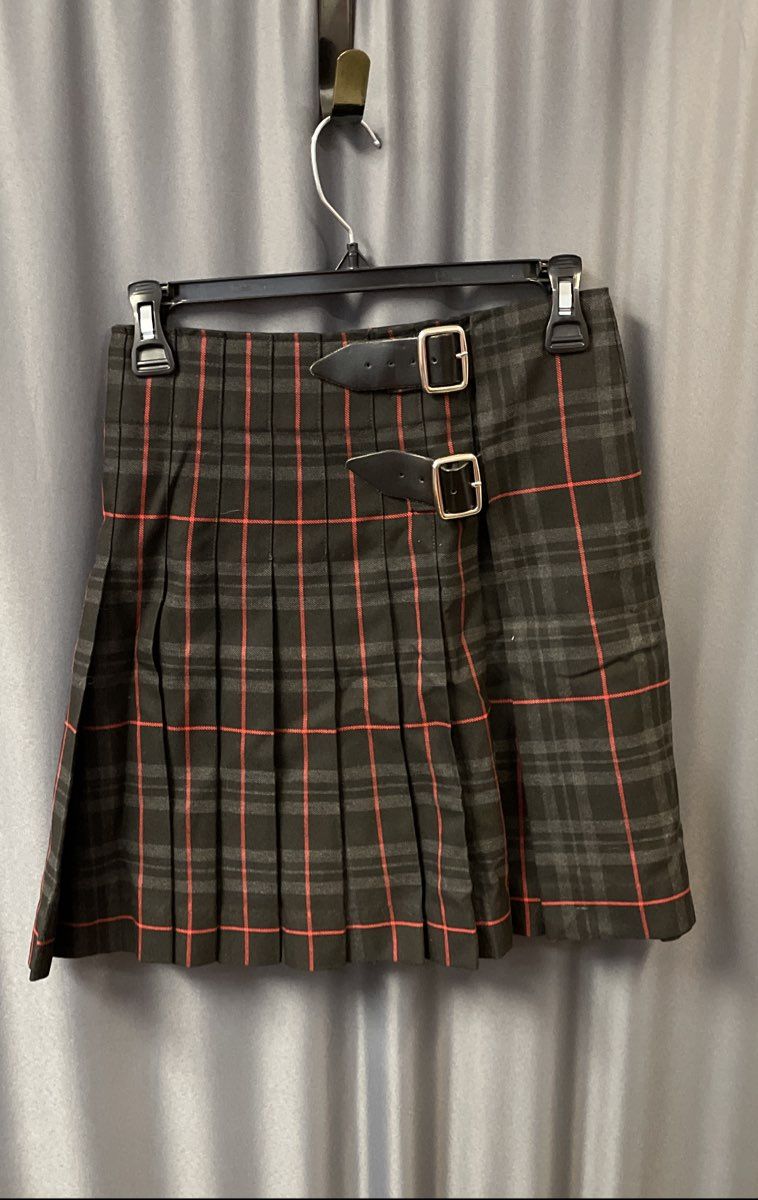 USA Kilts Women's Glyndwr Tartan Pleated Kilt Skirt Black Red 26" Waist