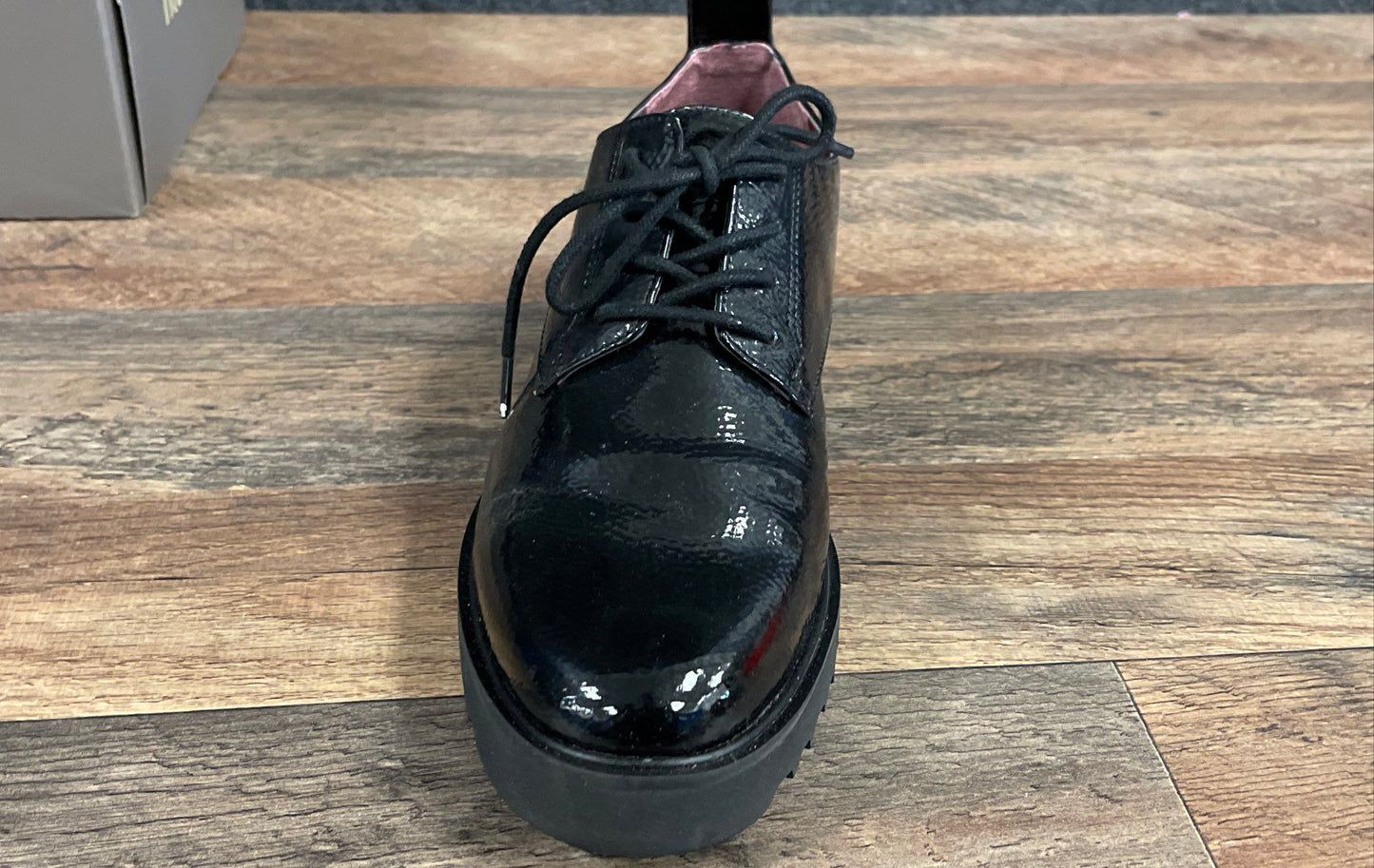 Franco Sarto Carey 2 Black Crinkle Patent Platform Oxford Women's Size 6.5 NIB