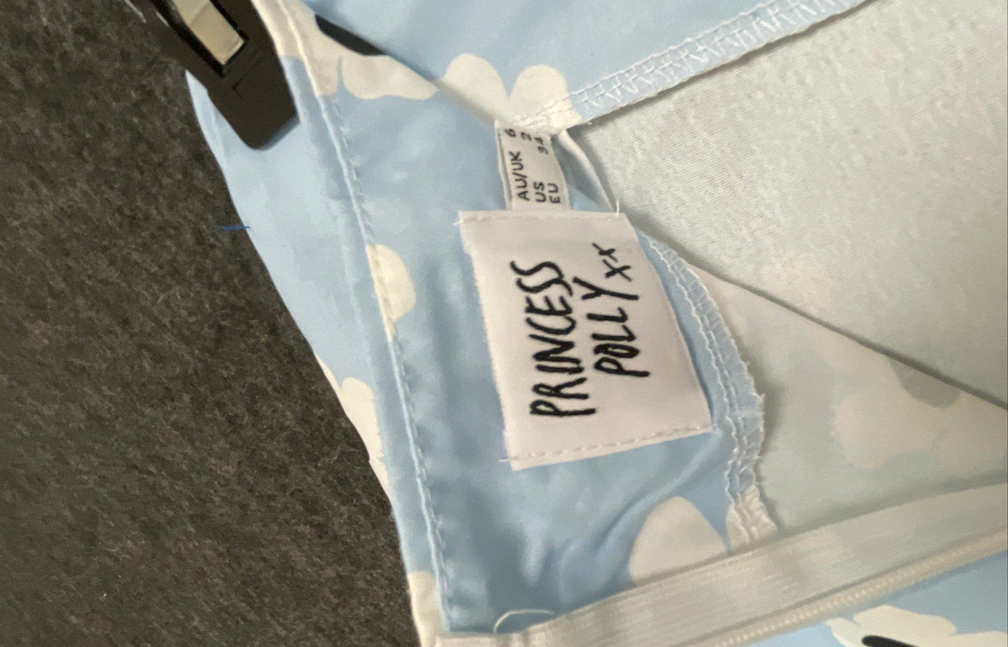 Princess Polly Women's Light Blue Daisy Floral Mini Skirt Sz 2
