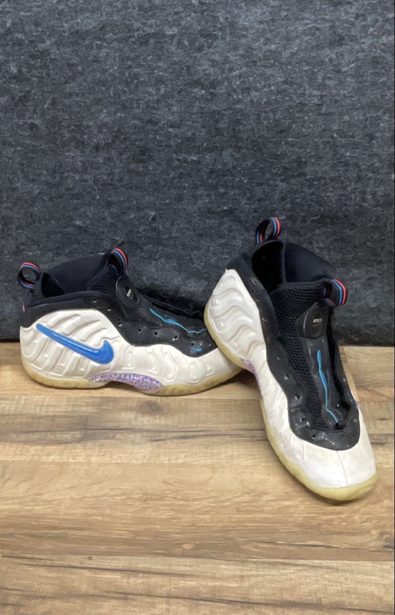 Nike Little Posite Pro 3D Glasses White Blue Red GS Size 7Y