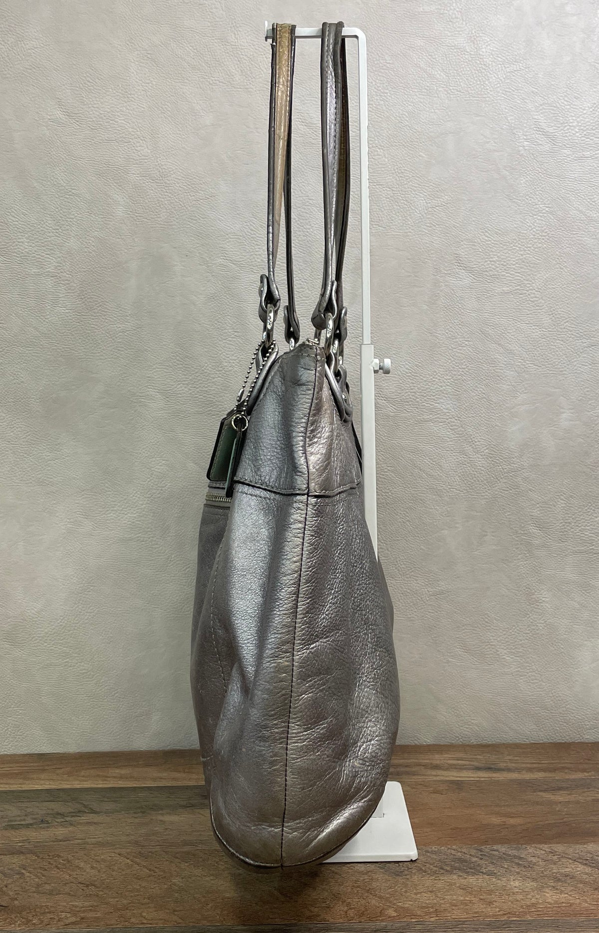 Coach Metallic Silver Leather Hobo Shoulder Bag Large Silver Hardware 19002