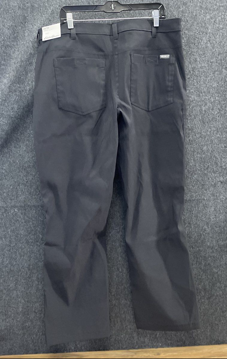 Eddie Bauer Men's Black Rainier Pants Stretch Cargo Straight Leg 40x32 NWT