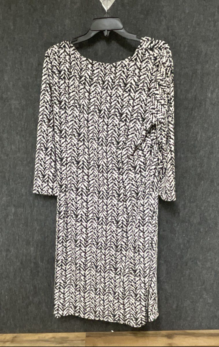 New York & Company Women's Black White Chevron Faux Wrap Dress Ruched Sz XL NWT