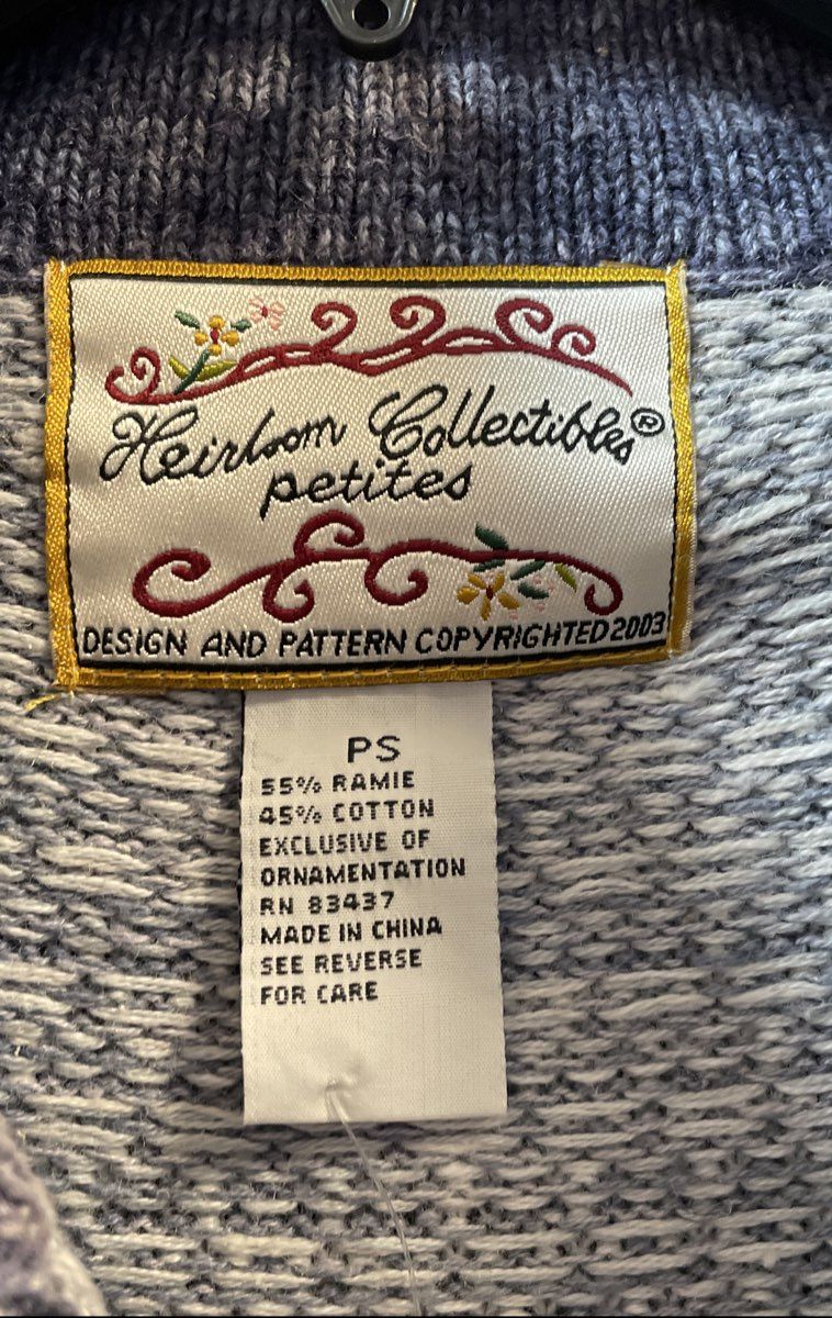 Heirloom Collectibles Women's Blue Snowflake Beaded Zip Sweater PS NWT