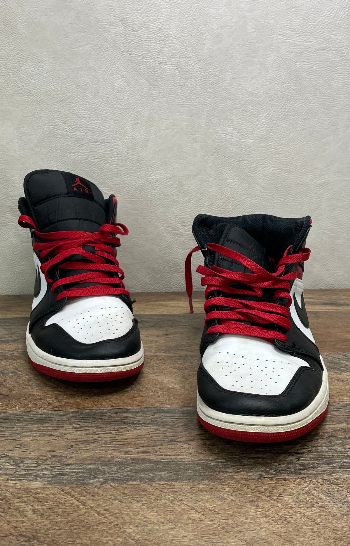 Nike Air Jordan 1 Mid White Black Gym Red Basketball Shoes Men's Size 11