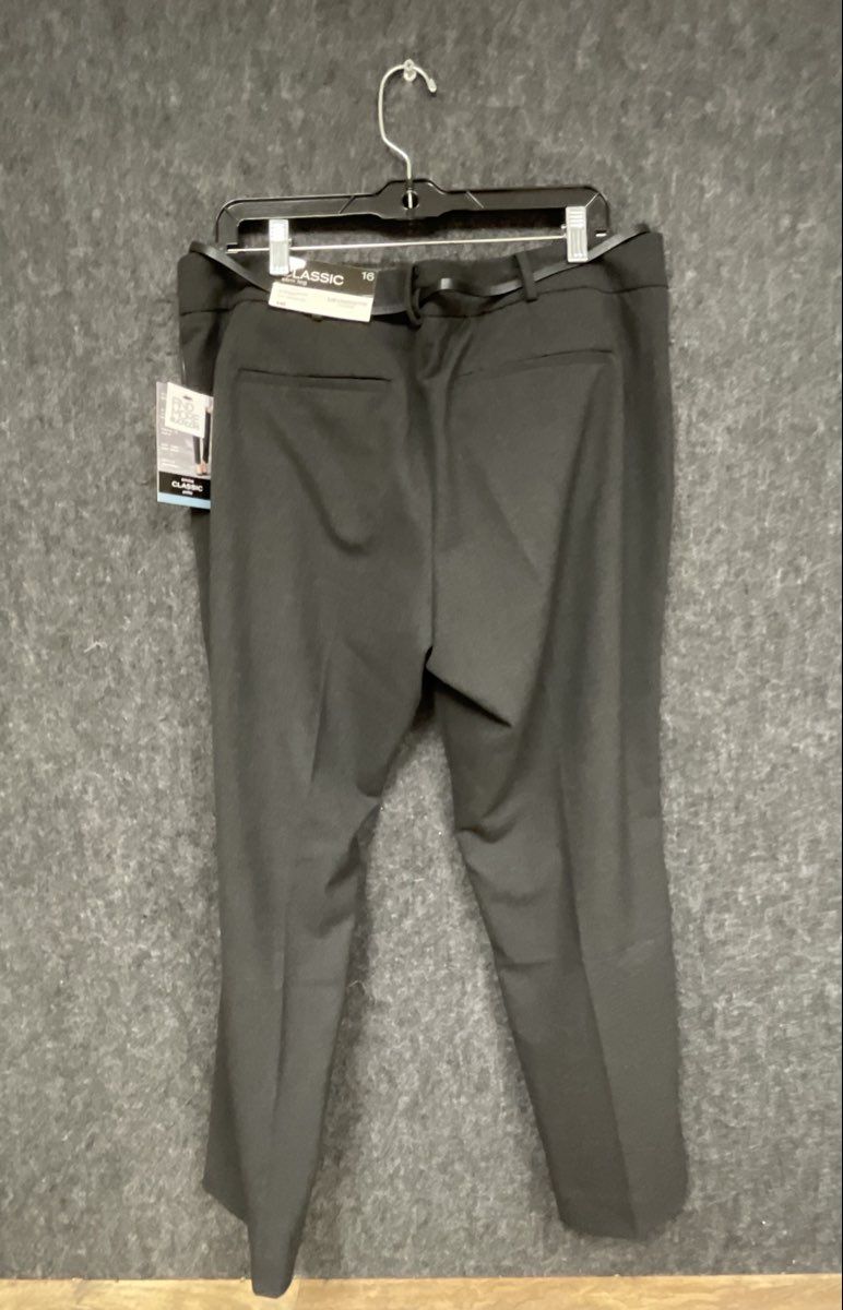 Liz Claiborne Women's Black Emma Classic Slim Leg Career Pants Belted Sz 16 NWT