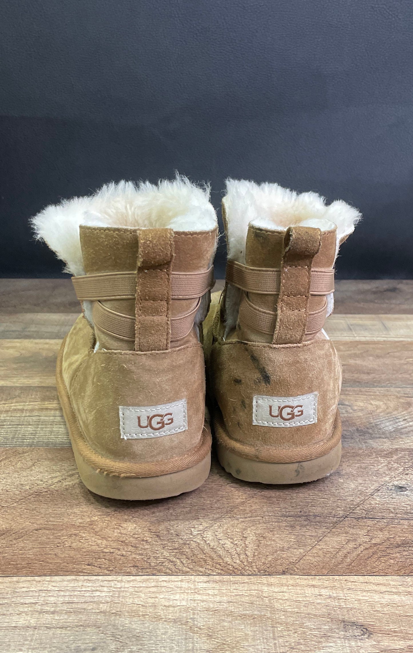 UGG Bailey Flex Chestnut Tan Suede Shearling Ankle Boots Women's Size 6
