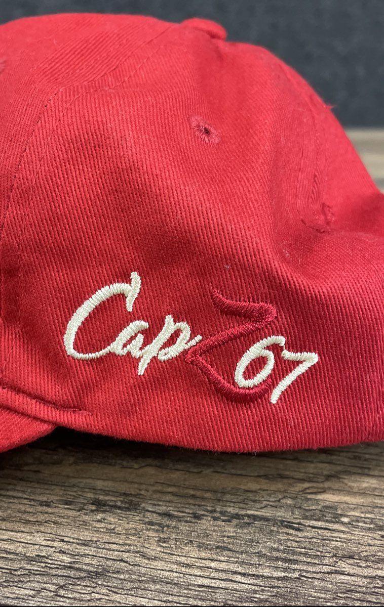 CapZ 67 Unisex Canada Baseball Cap Red Embroidered Maple Leaf Souvenir Sz OS
