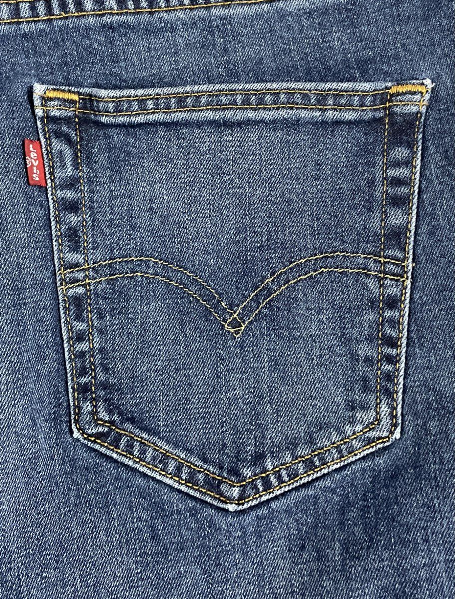 Levi's Women's 505 Regular Fit Medium Blue Wash Stretch Jeans Sz 34x30