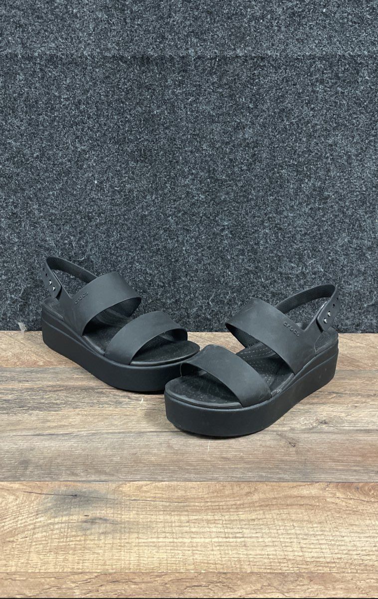 Crocs Brooklyn Low Wedge Black Platform Sandals Women's Size 5