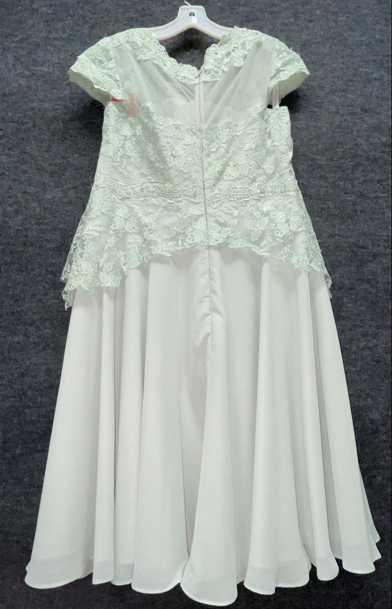 JJ's House Women's Celadon Green Lace A-Line Formal Dress Mother of Bride NWT 16