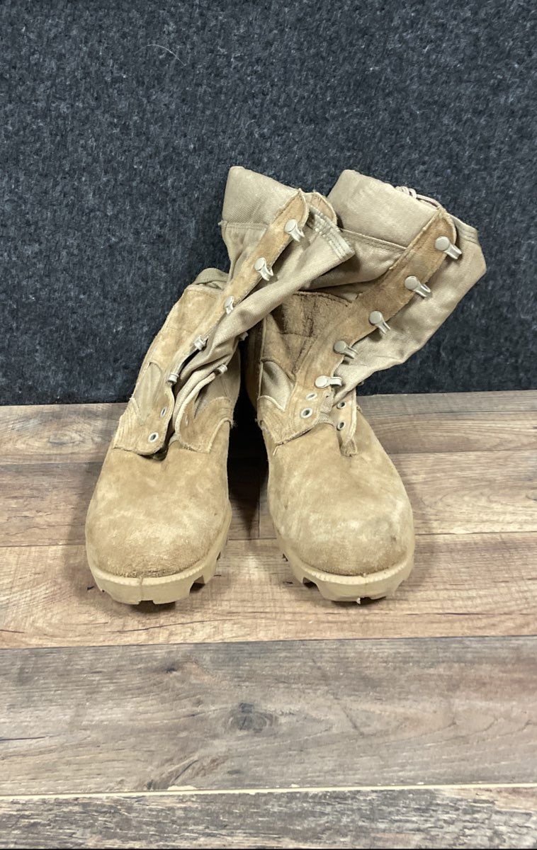 Vintage 1993 US Military Desert Combat Boots Tan Suede Panama Sole Size 8.5R