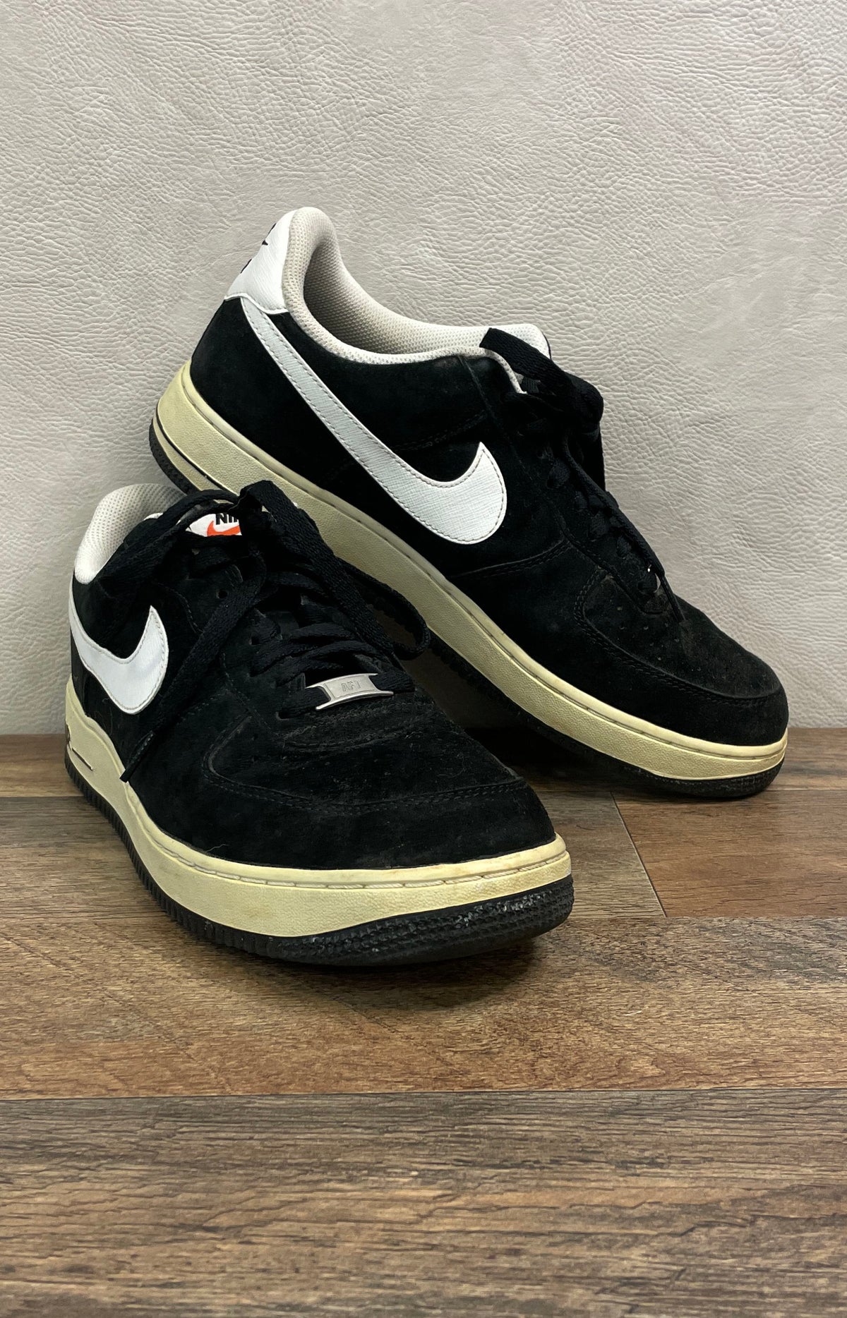 Nike Air Force 1 Low Black White Suede 2014 488298-064 Sneakers Size 10