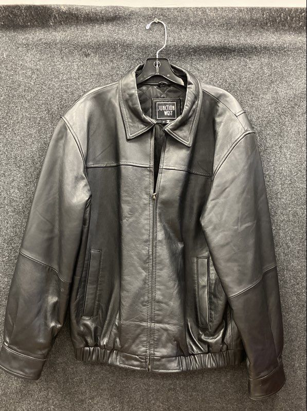 Vintage Junction West Men's Black Genuine Leather Quilted Bomber Jacket Sz M