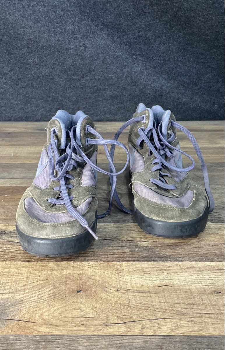 Vintage 90s Nike ACG Caldera Grey Purple Hiking Boots Womens Size 7