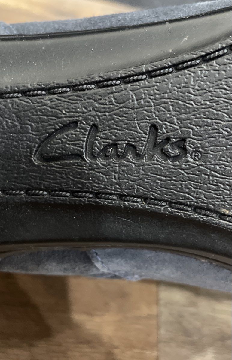 Clarks Navy Blue Suede Faux Fur Lined Block Heel Ankle Boots Women's Size 8M