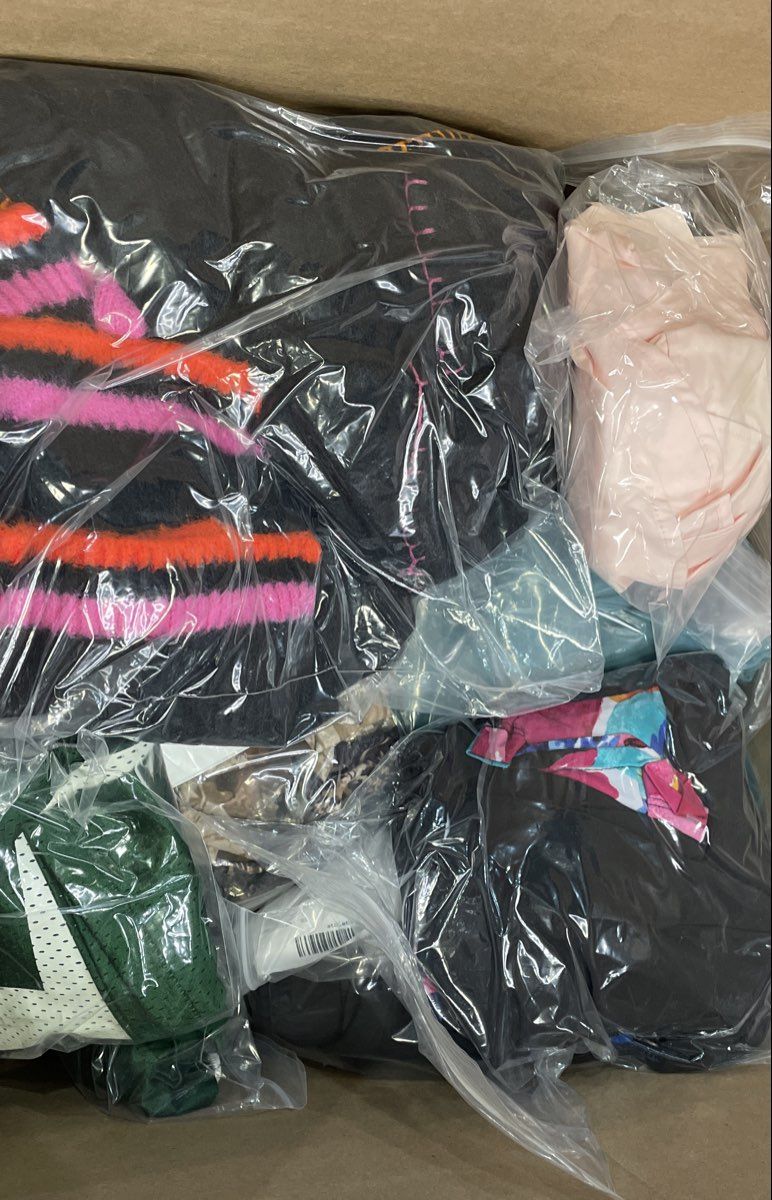 20 Lb Bulk Lot Assorted Brand Clothing Fashion Nova Carhartt Ann Taylor Zara