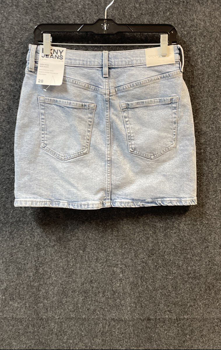DKNY Jeans Women's Cortlandt High Rise Denim Mini Skirt Light Wash NWT Sz 28