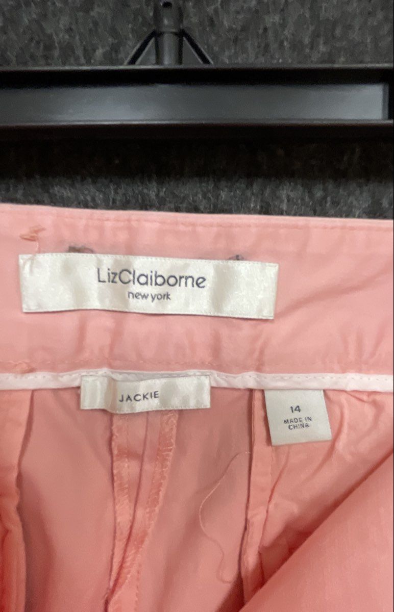 Liz Claiborne Women's Jackie Shorts Pink Chino Bermuda Size 14