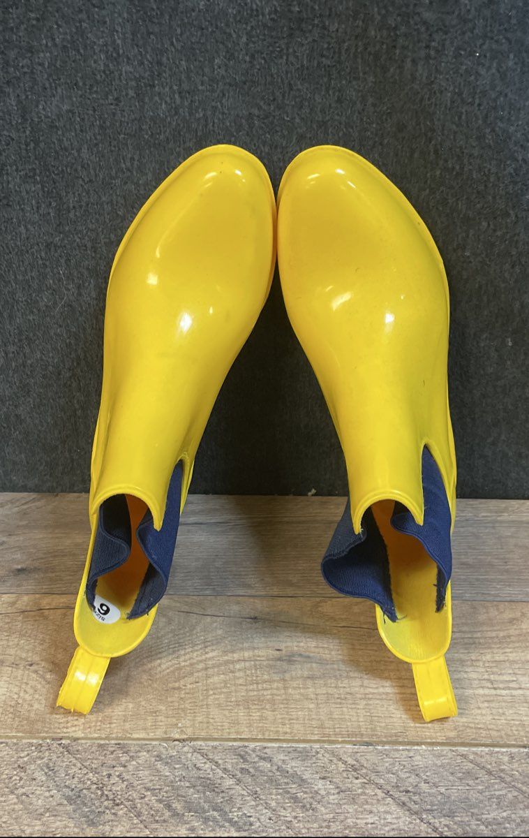 Lauren Ralph Lauren Yellow Navy Chelsea Ankle Rain Boots Size 6