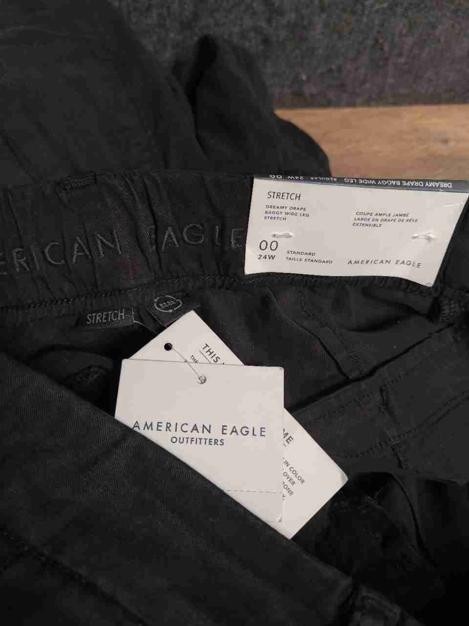 American Eagle Women's Dreamy Drape Baggy Wide Leg Cargo Pants Black Sz 00 NWT