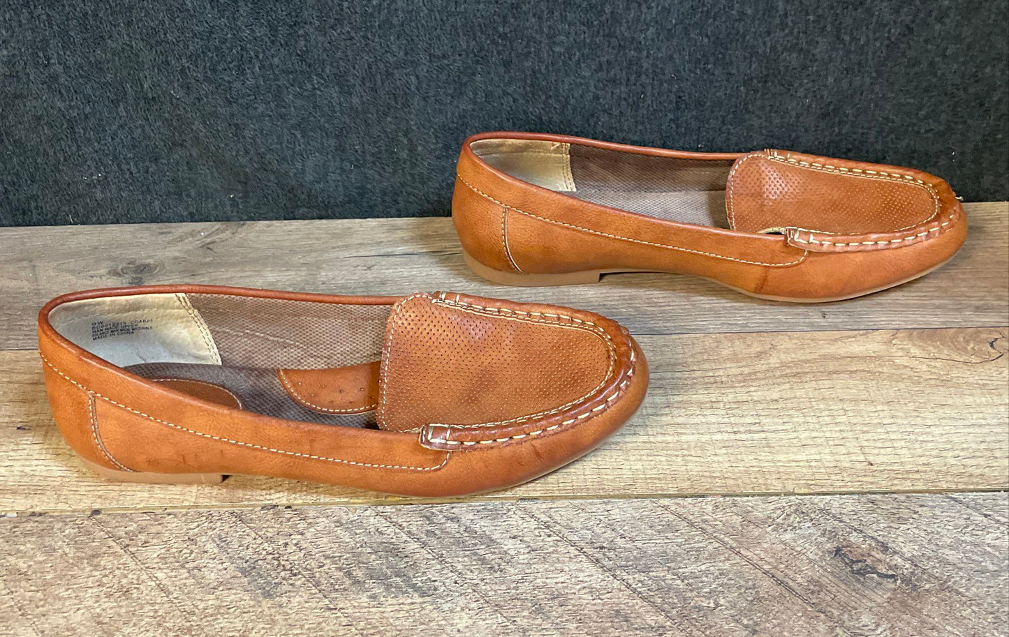 B.O.C. Brown Moc Toe Slip On Loafer Flats Women's Size 9W