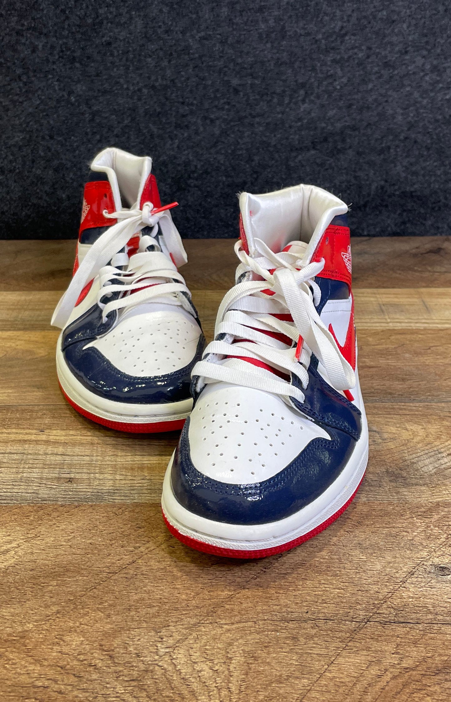 Nike Air Jordan 1 Mid SE USA Navy White Red Patent Leather GS Size 6.5Y
