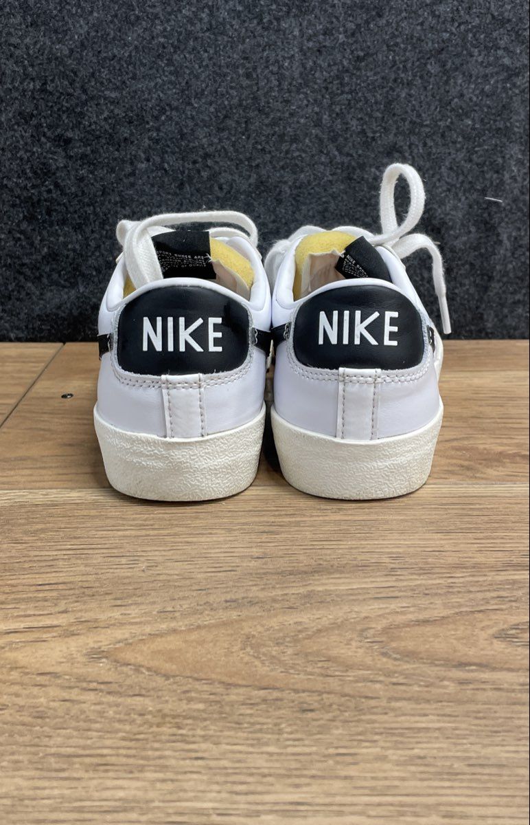 Nike Blazer Low '77 White Black Sail Women's Lifestyle Sneakers Size 7.5