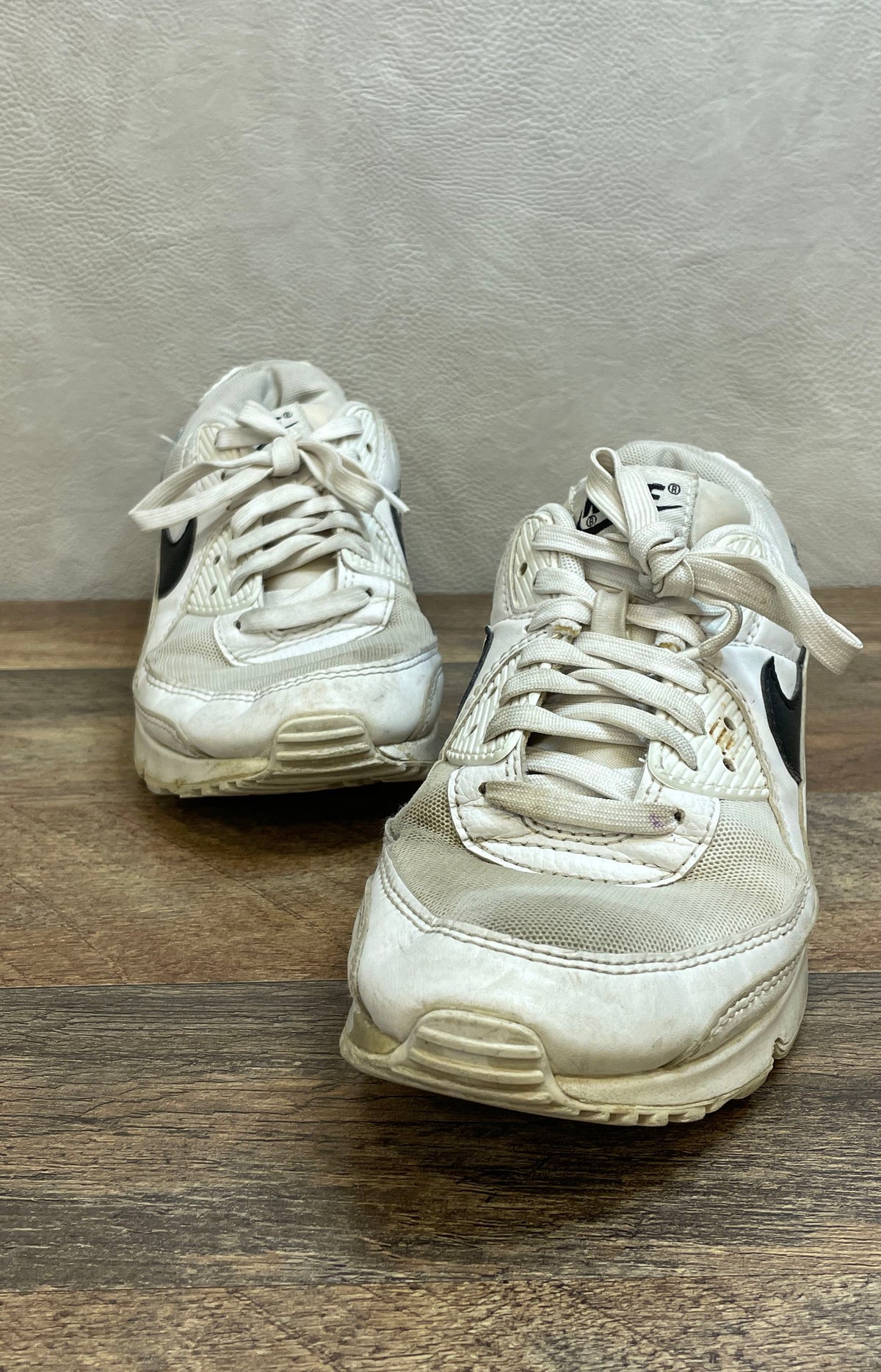 Nike Air Max 90 White Black Women's Sneakers Size 9