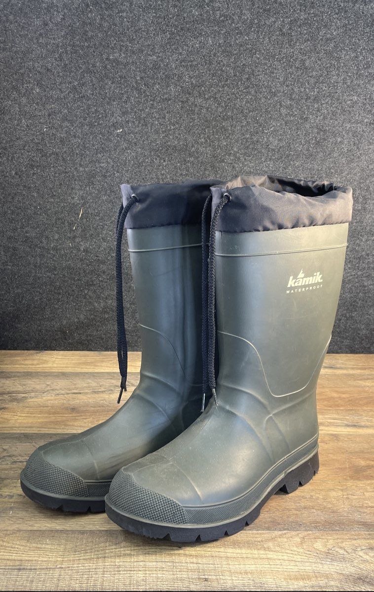 Kamik Forester Green Insulated Waterproof Rubber Winter Boots Size 7