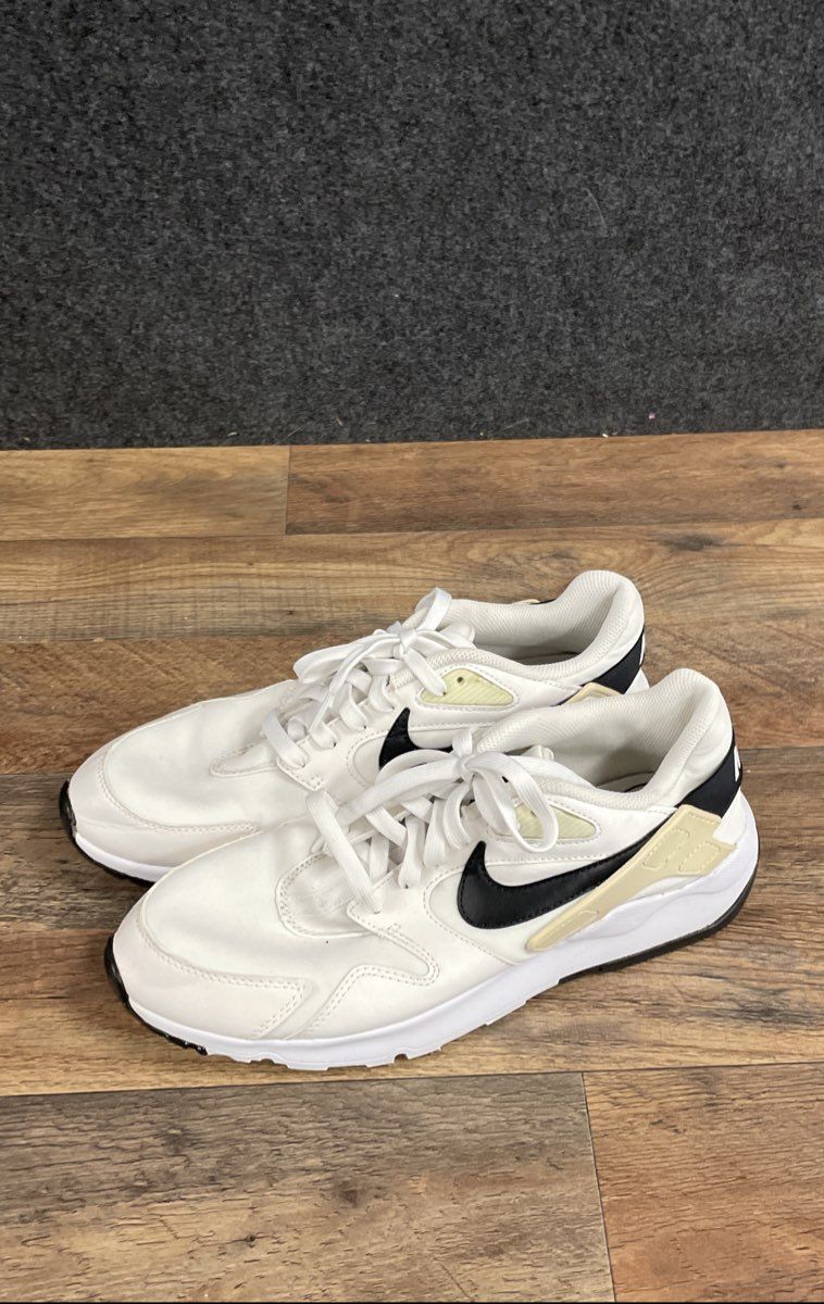 Nike LD Victory White Black Running Lifestyle Sneakers Size 10