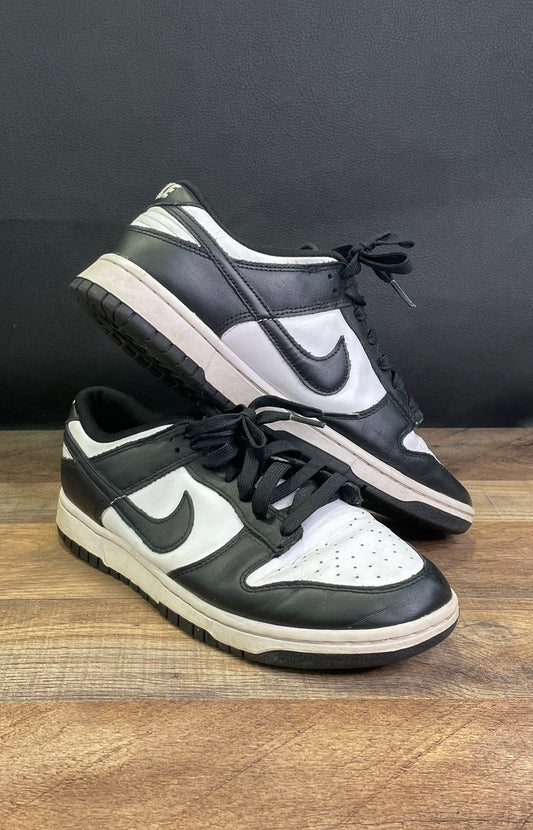 Nike Dunk Low Retro White Black Panda Sneakers Size 9