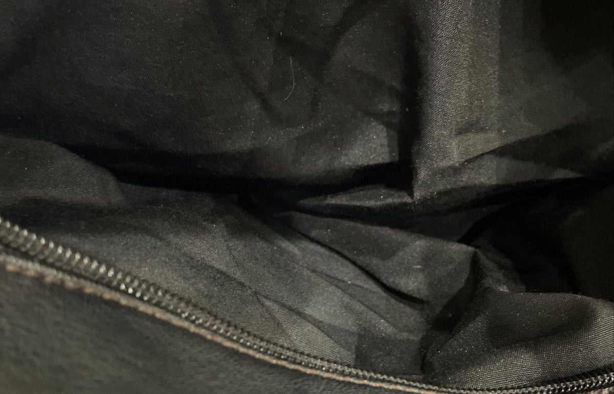 Liz Claiborne Black Leather Drawstring Tassel Shoulder Bag Gold Hardware Tote