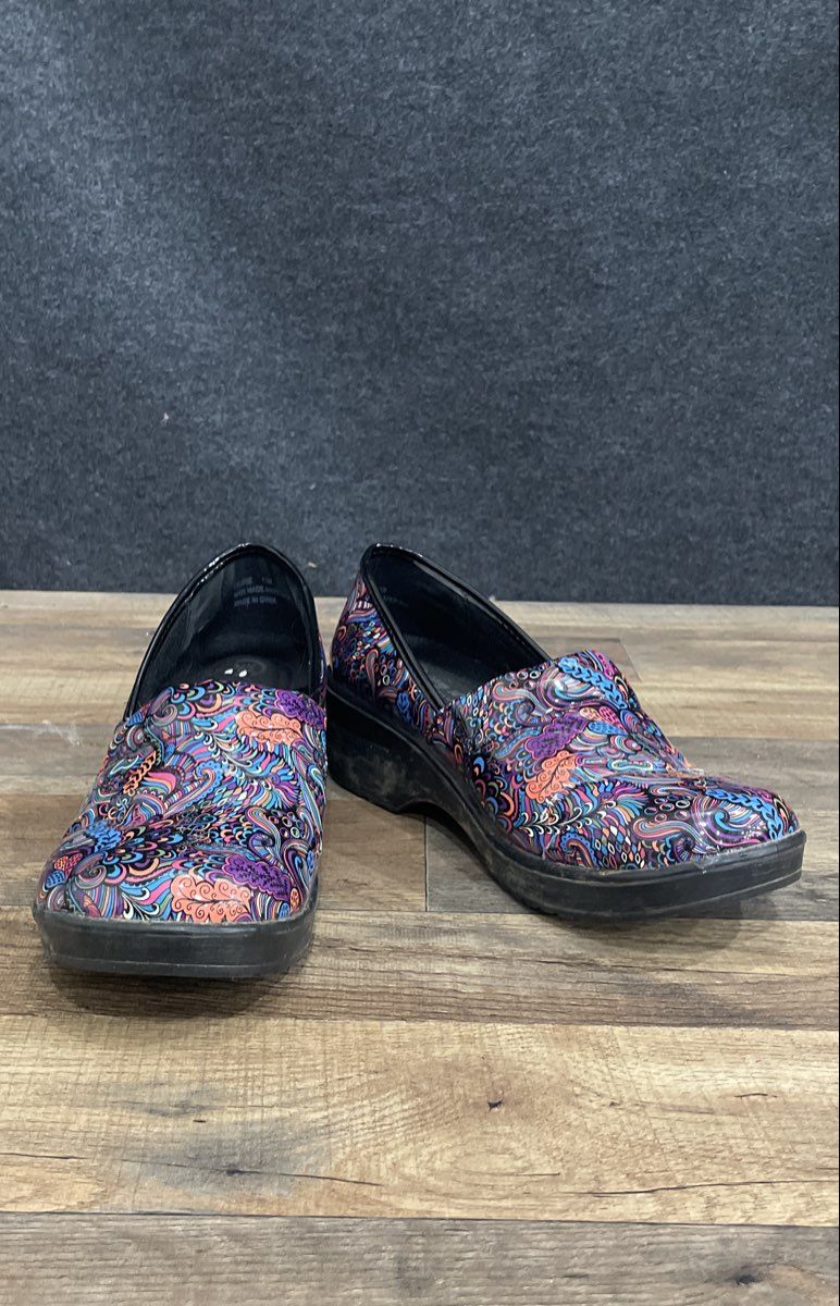 Easy Street Laurie Multi-Color Geometric Pattern Slip-On Clog Shoes Size 11M