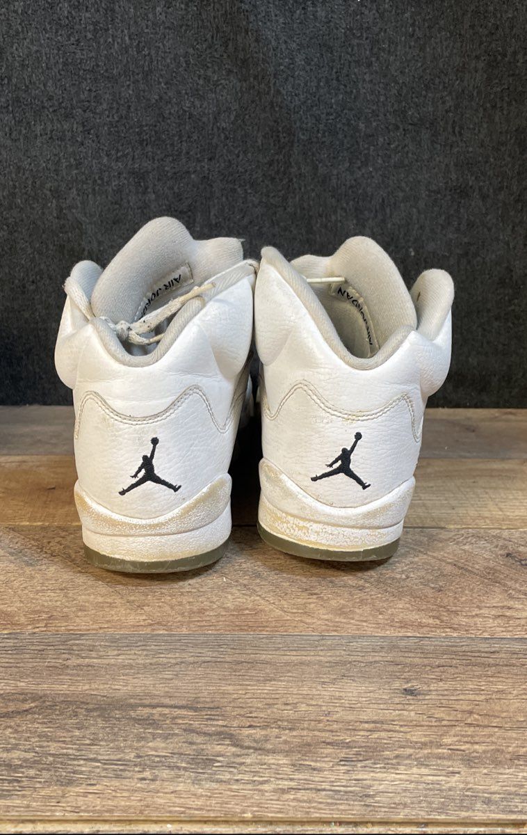 Nike Air Jordan 5 Retro White Metallic Silver Basketball Shoes Size 6Y