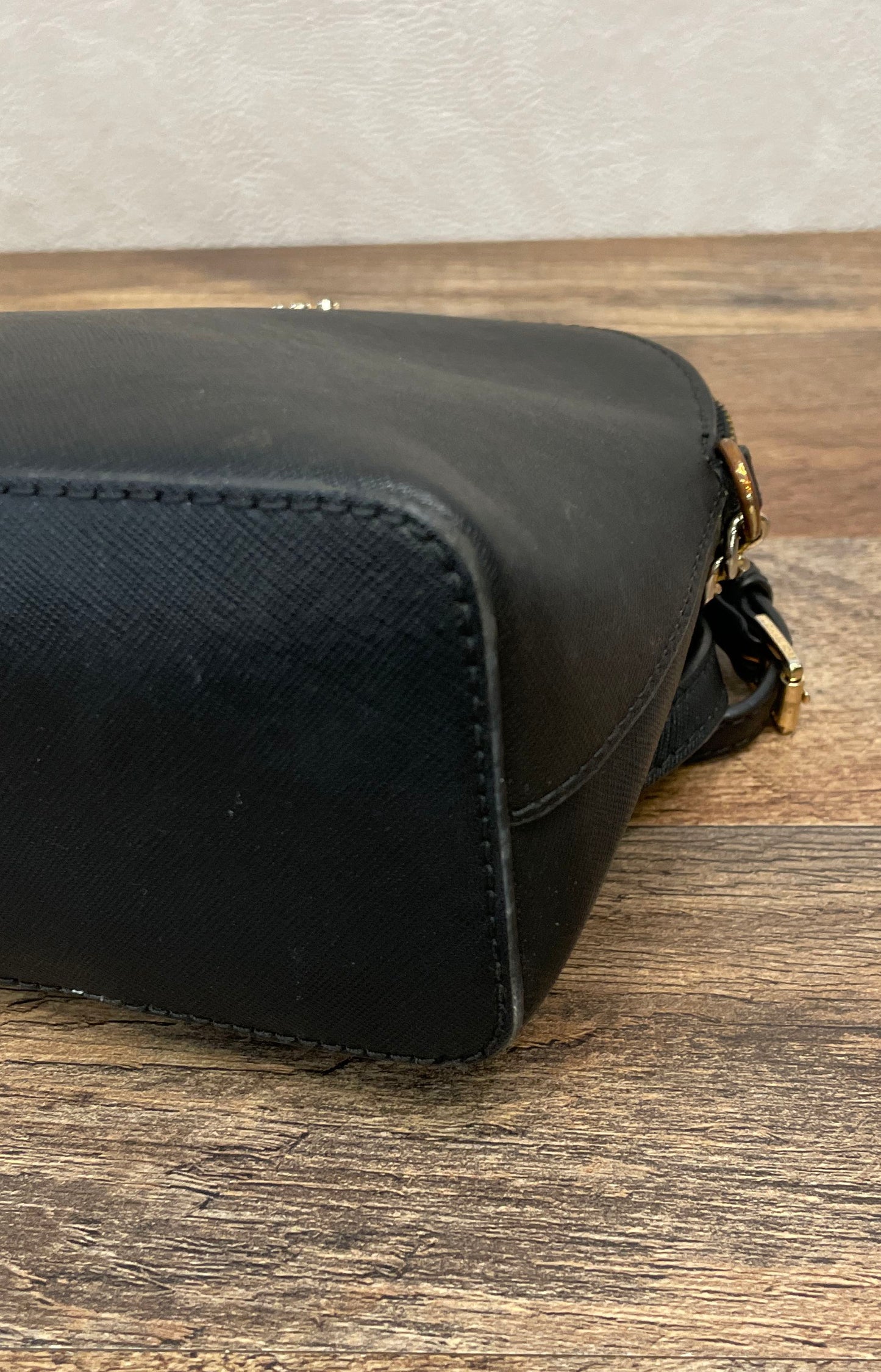 Michael Kors Black Saffiano Leather Jet Set Travel Dome Crossbody Bag Gold