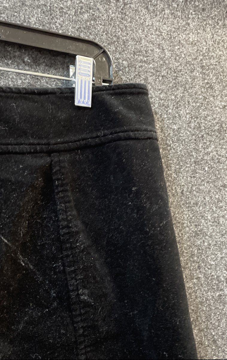 Jones New York Signature Women's Black Fine Wale Corduroy Stretch Skirt Sz 14