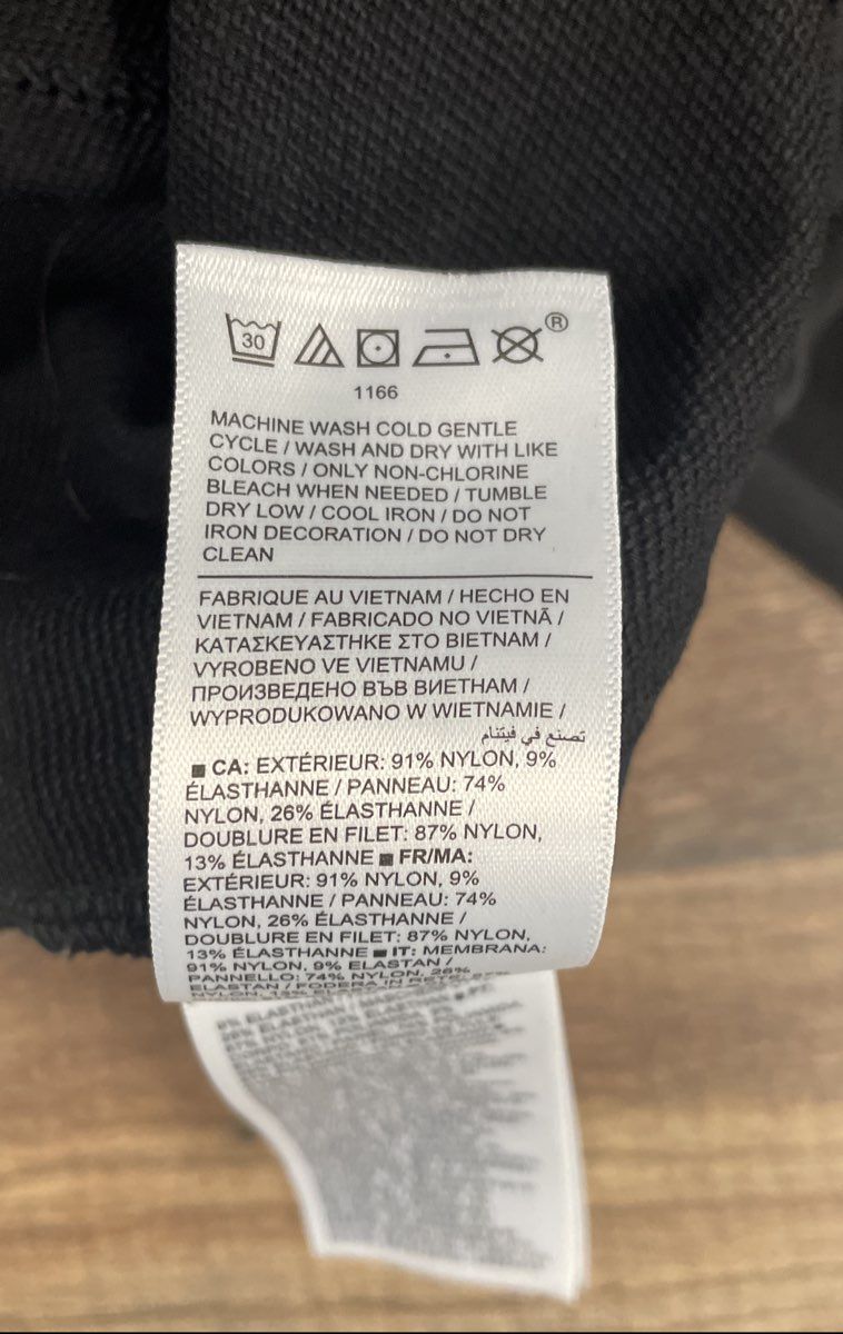 Athleta Women's Black Headlands Hybrid Cargo Tights Zipper Pockets Pants Sz 8